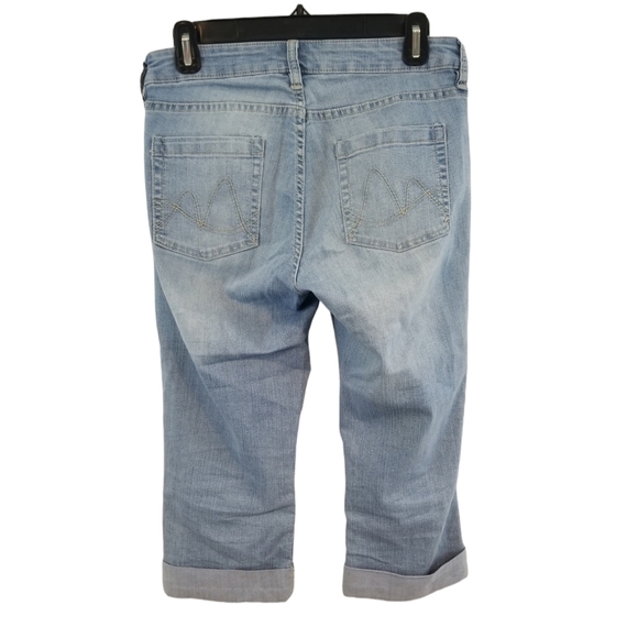 3/$25 NY&C Size 4 Curvy Skinny Crop Jeans - Picture 2 of 5